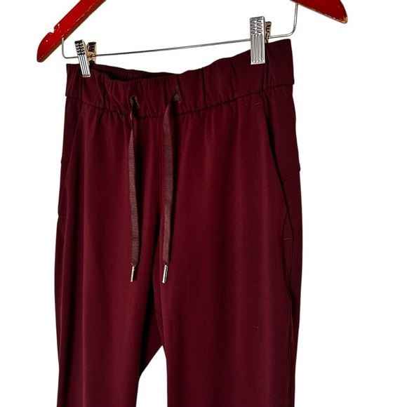 Lululemon On the Fly 7/8 Pant- Dark Adobe Athleisure Joggers- Size 4 - Picture 8 of 14